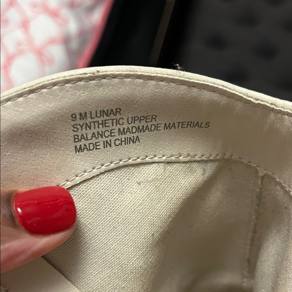 Dolce Vita Cream Ankle Booties - Picture 3 of 10